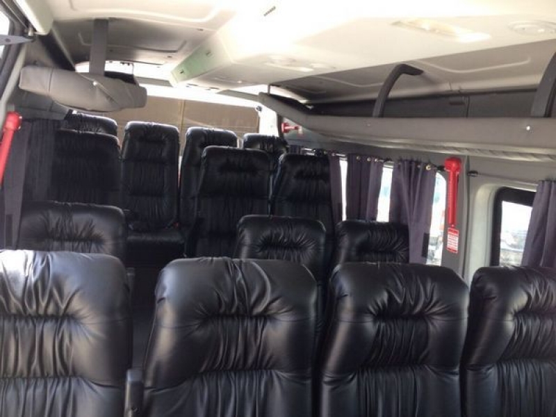 Van para Transporte de Passageiros no Jardim São Cristóvão - Transporte Corporativo em São Caetano Van para Transporte de Passageiros no Jardim São Cristóvão - Transporte Corporativo em São Caetano